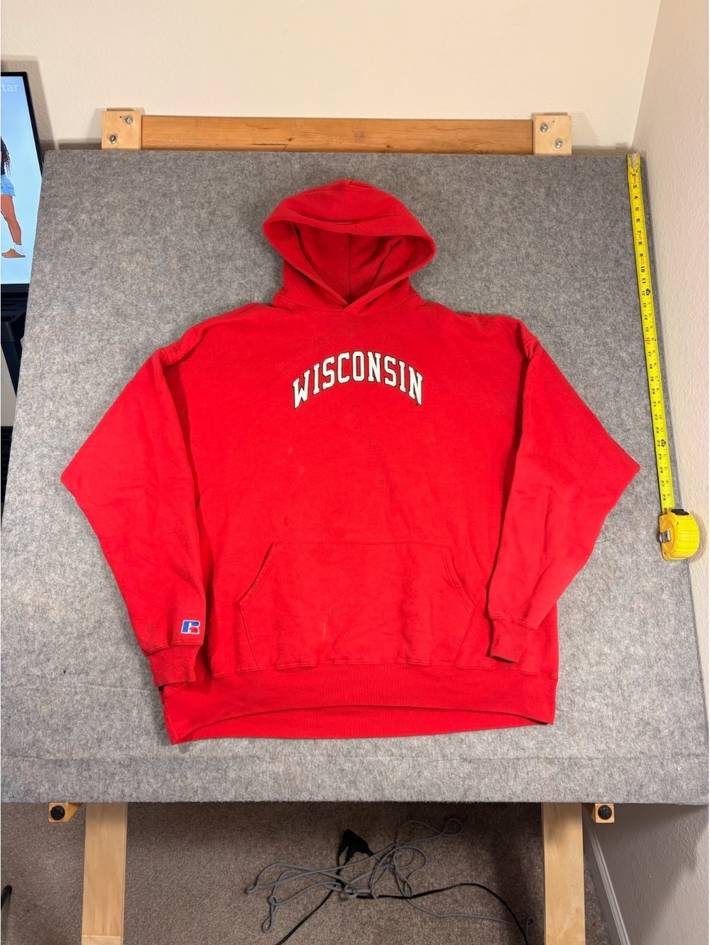 Vintage Russell Athletic Wisconsin red hoodie size 4XL